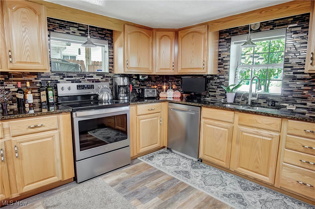 Riverview Manor - Residential