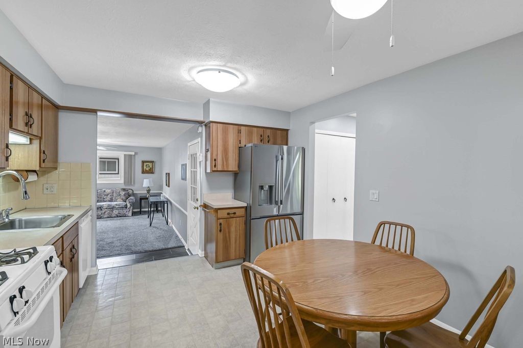 Wesley Land Cos 01 - Residential