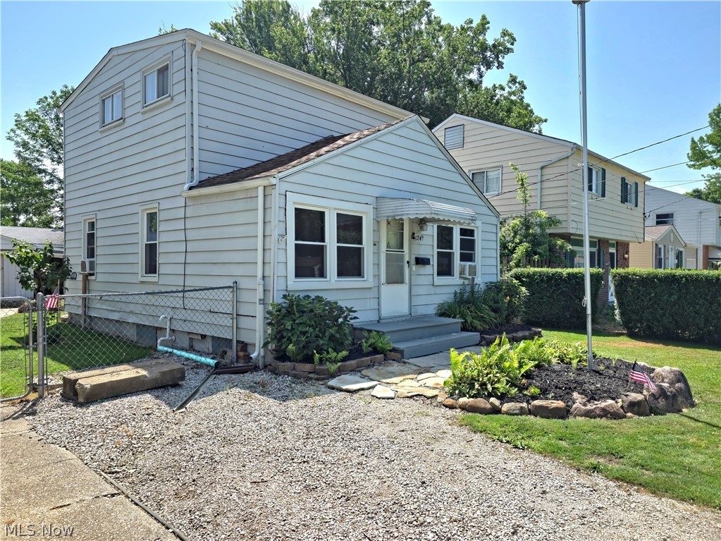 Royal View Allotment - Residential