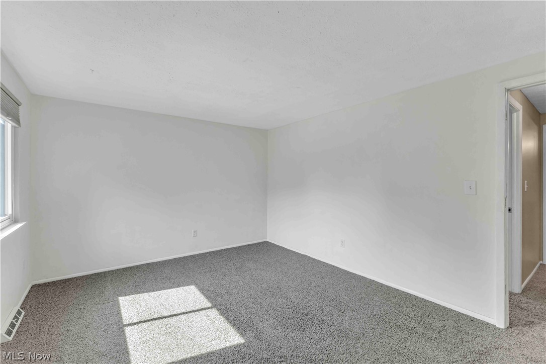 Lake Falls Condo - Residential