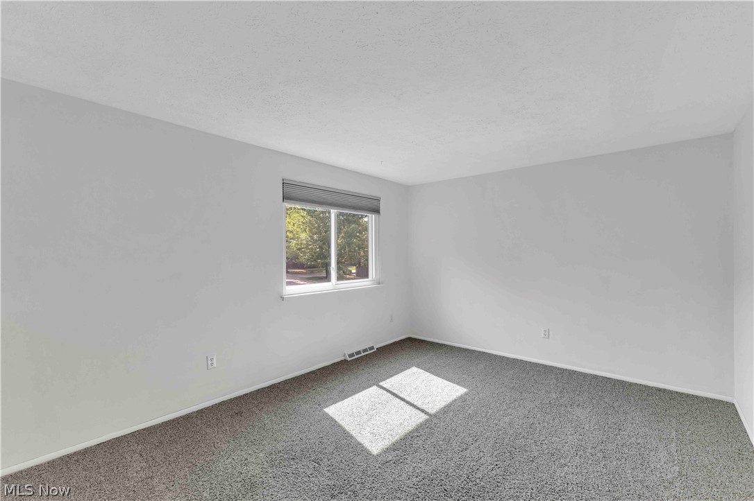 Lake Falls Condo - Residential