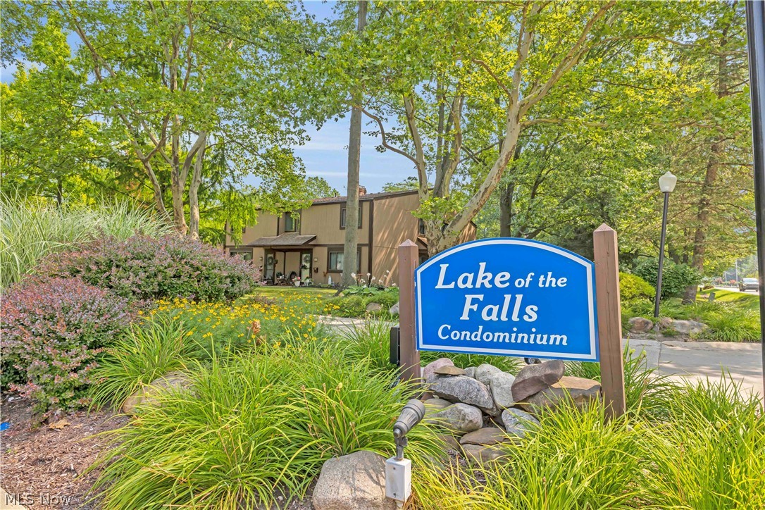 Lake Falls Condo - Residential