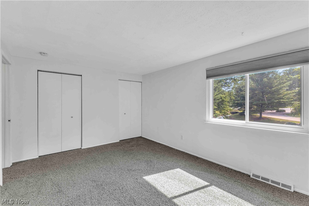 Lake Falls Condo - Residential
