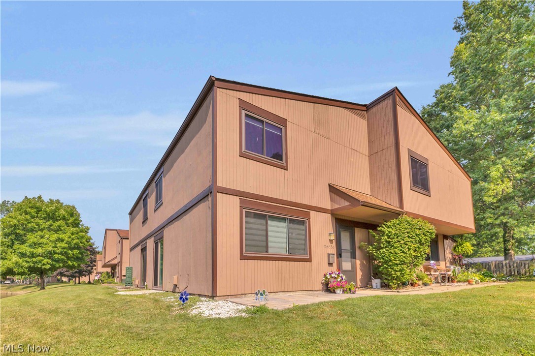 Lake Falls Condo - Residential