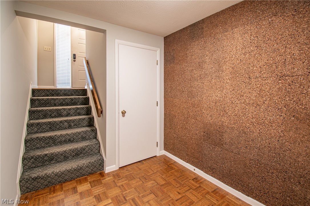 Silver Valley Condo - Residential
