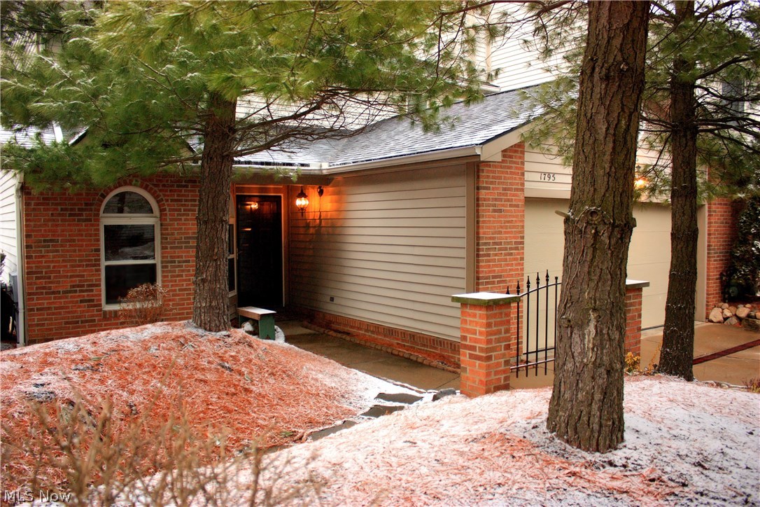 Indian Hills Condo - Residential
