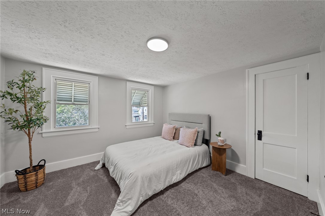 Hoenicka Park - Residential