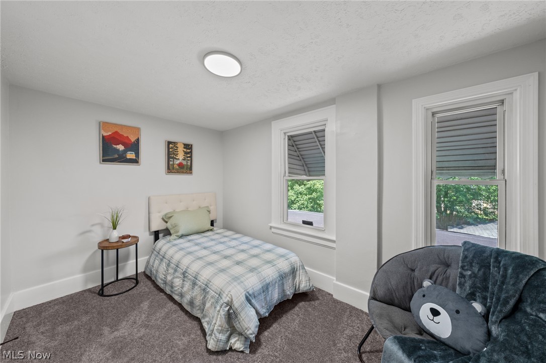 Hoenicka Park - Residential