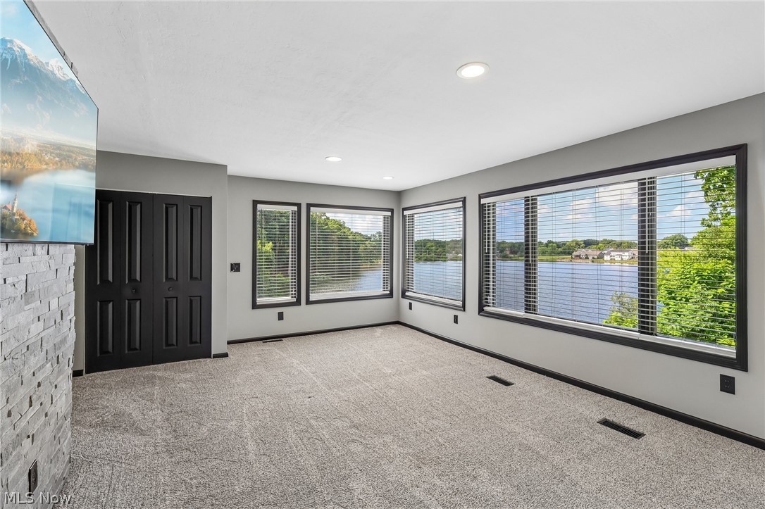 Lake O Spgs - Residential