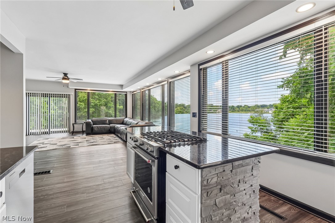 Lake O Spgs - Residential