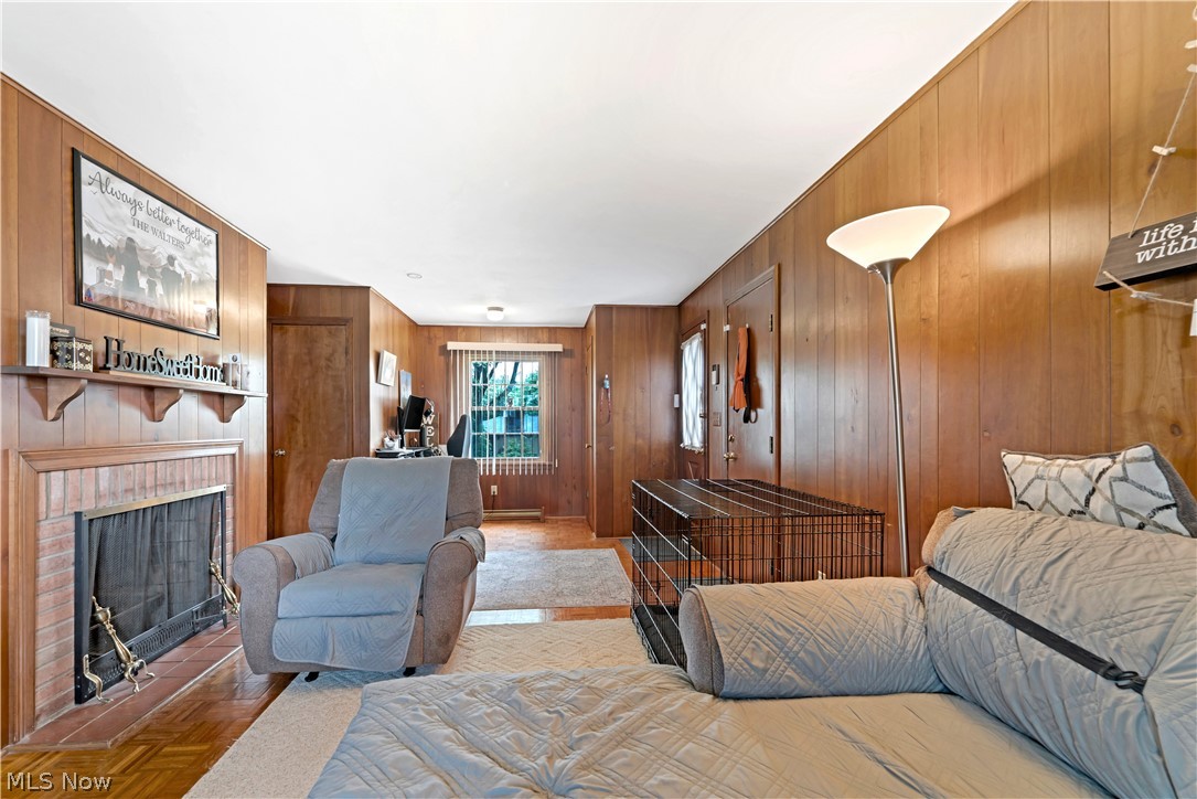 Applewood Acres - Residential
