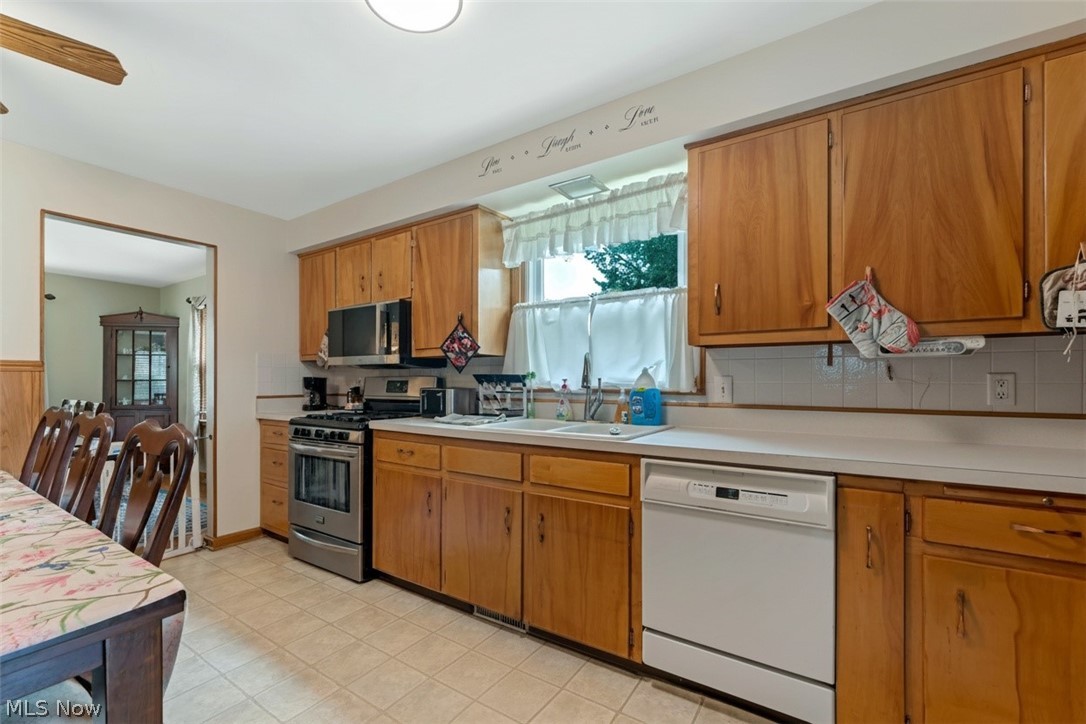 Applewood Acres - Residential