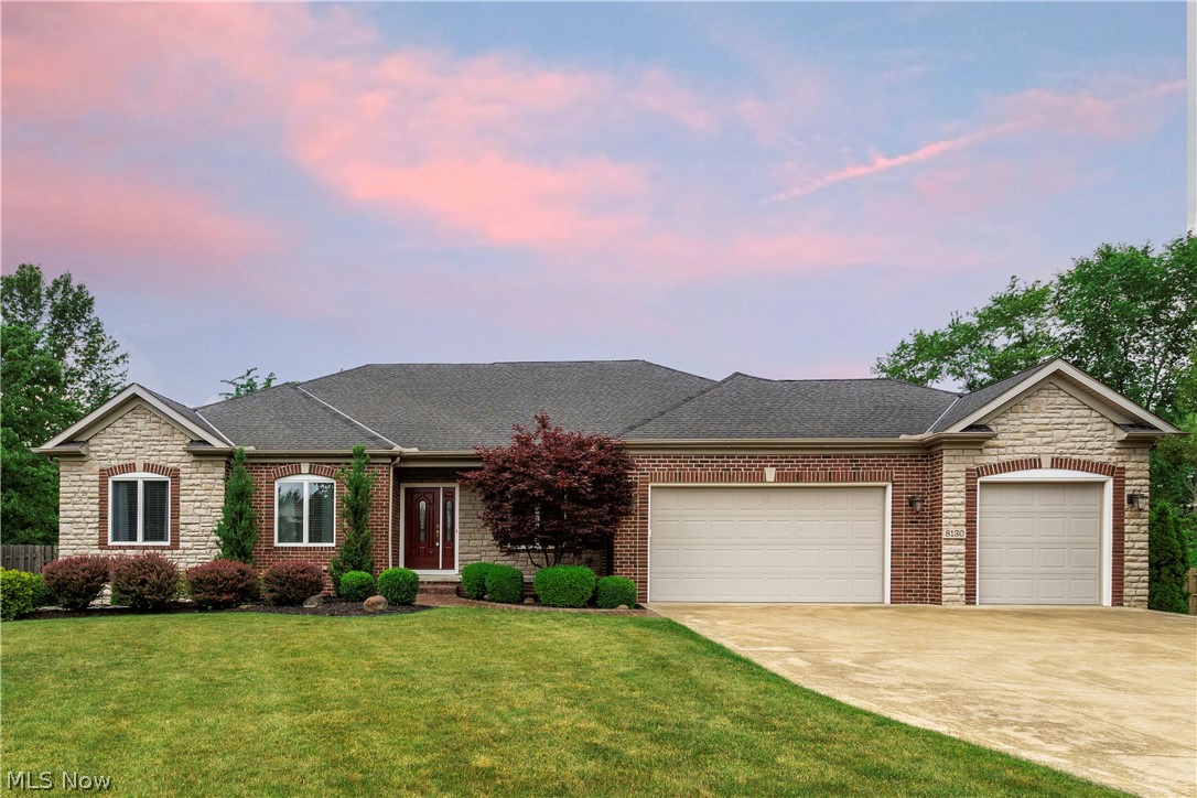 Welcome to this fully equipped Crystal Creek rental. This brick & stone ranch home is located in one of North Royalton’s best family friendly neighborhoods. Amenities include a 3 car attached garage, ample closet storage, and large fenced in backyard. Gleaming hardwood floors run though the spacious kitchen and dining room. All 3 bedrooms are spacious and full of natural light. This is a perfect temporary home away from home.