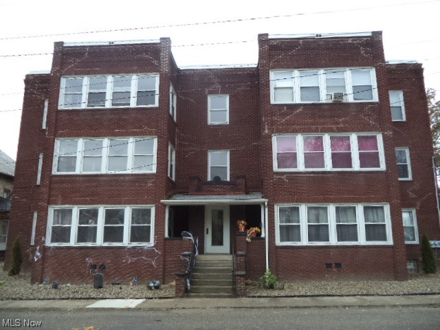 This 2 Bedroom/1 Bath 1st floor apartment is located in Salem.   Kitchen includes stove and refrigerator which the tenant maintains, there is a formal dining room, living room and there is coin laundry on site.  Thermostat to building is in this unit, access is required for maintenance.  Monthly rent is $675.00 plus electric. Heat, trash and water are included in the rent. Full security deposit of $675.00 and first month rent is due before an approved tenant can move in.  No smoking, no pets and no Section 8.