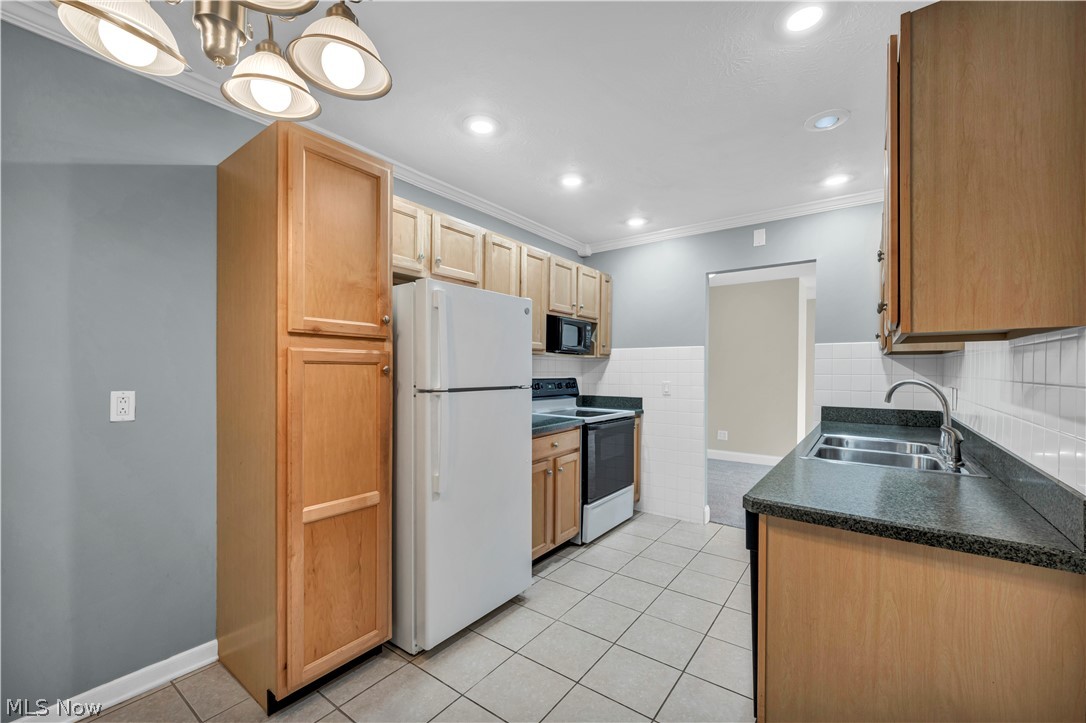 River Hill - Residential Lease