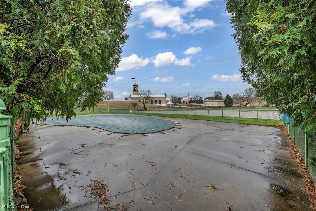 River Hill - Residential Lease