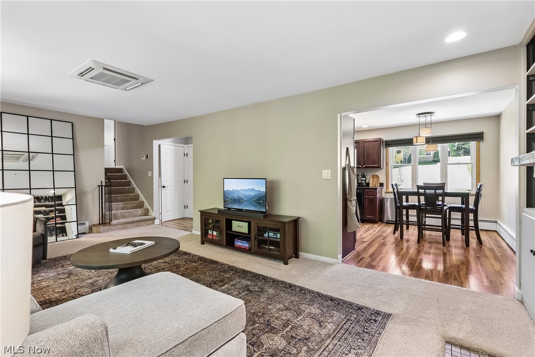 Akron Homes - Residential