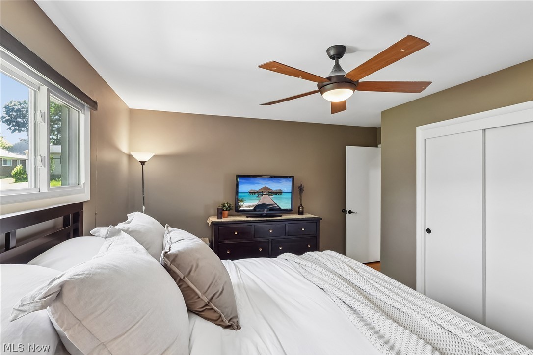 Akron Homes - Residential