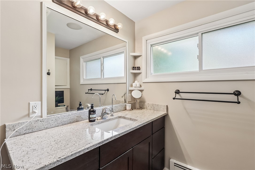 Akron Homes - Residential