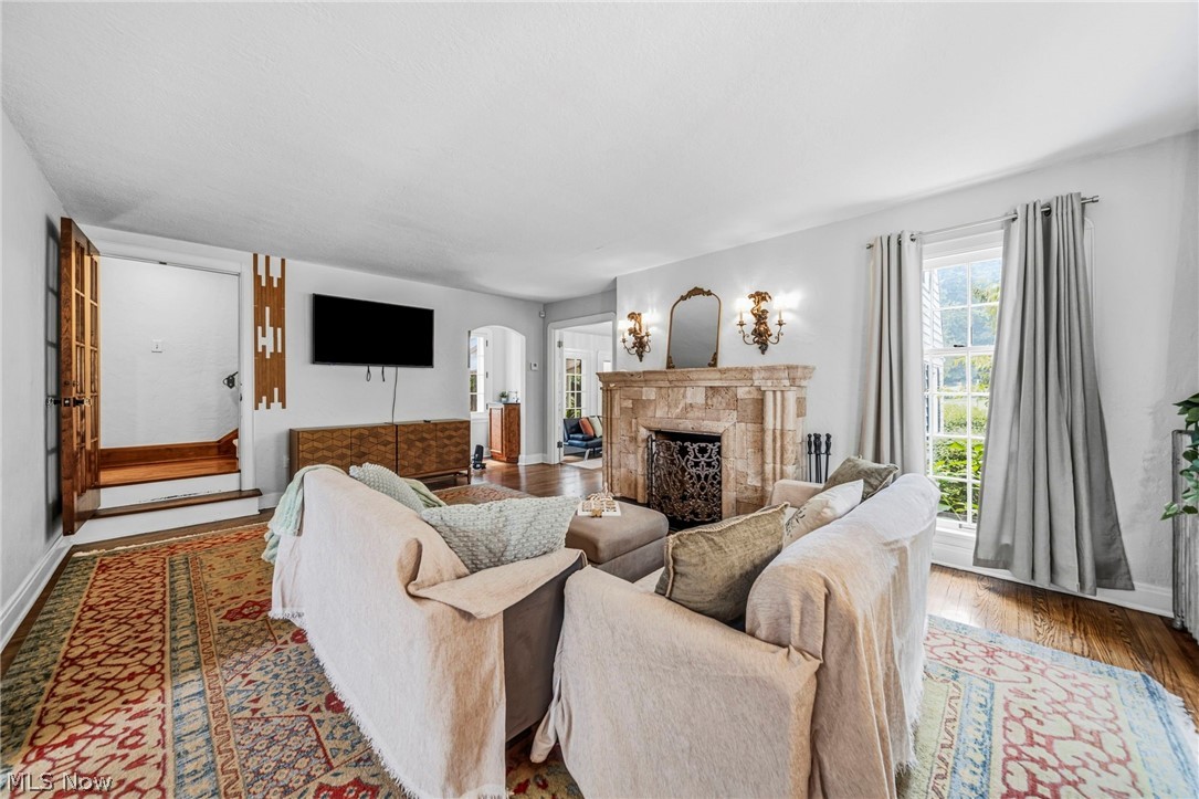 Center Pointe 08 - Residential