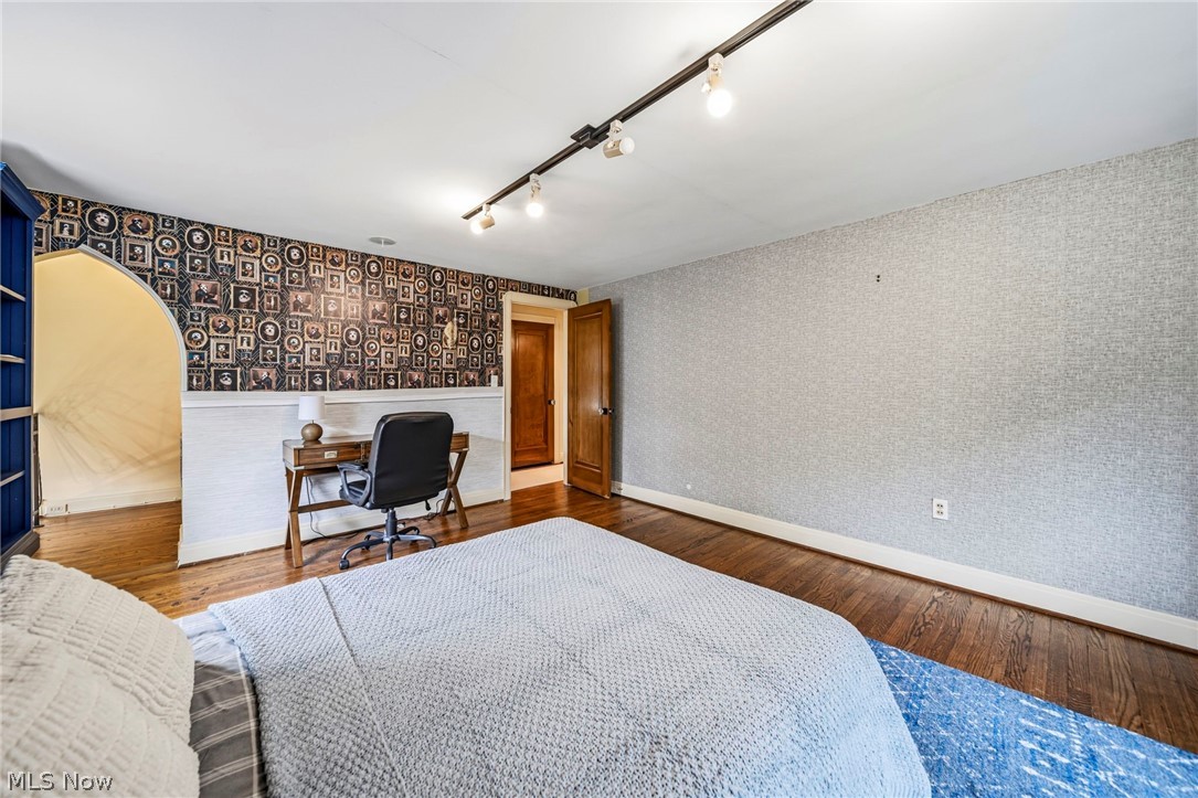 Center Pointe 08 - Residential