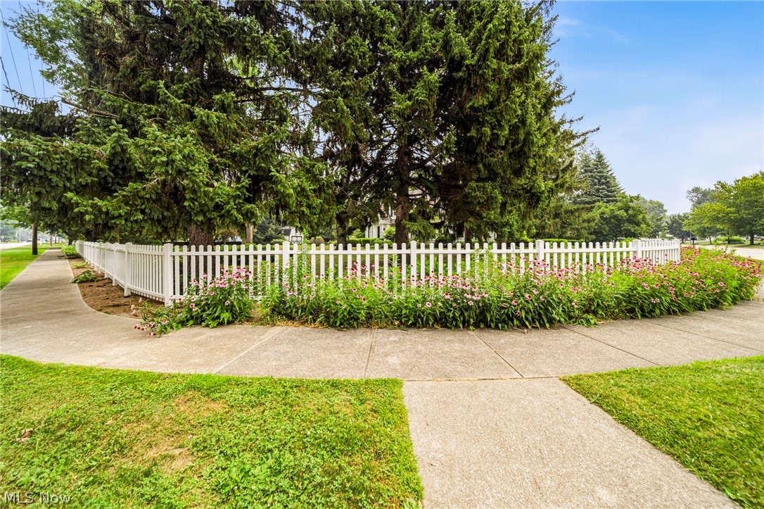Center Pointe 08 - Residential