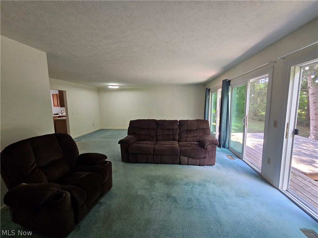 Tinkers Lane Condo - Residential