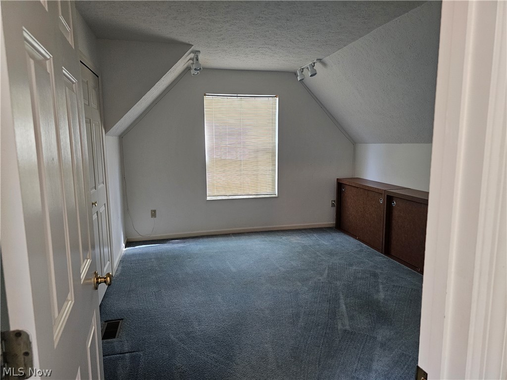 Tinkers Lane Condo - Residential