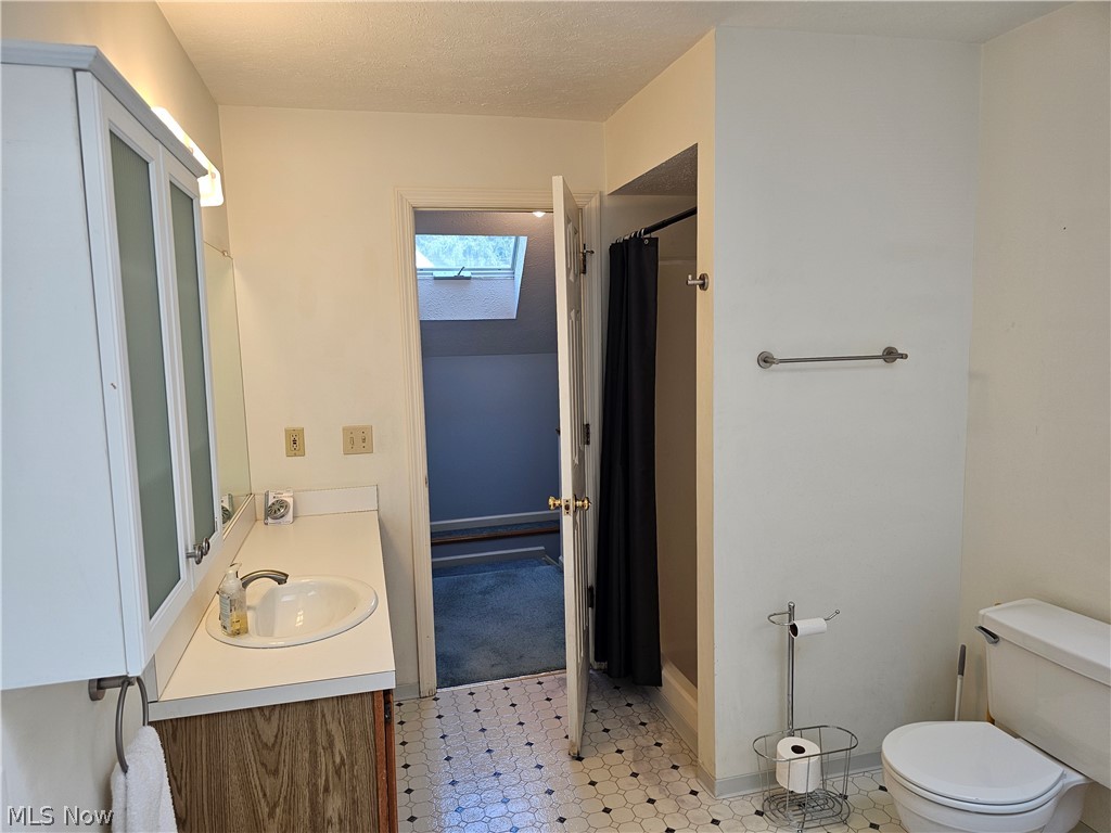 Tinkers Lane Condo - Residential