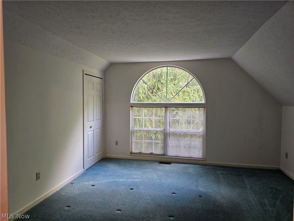 Tinkers Lane Condo - Residential