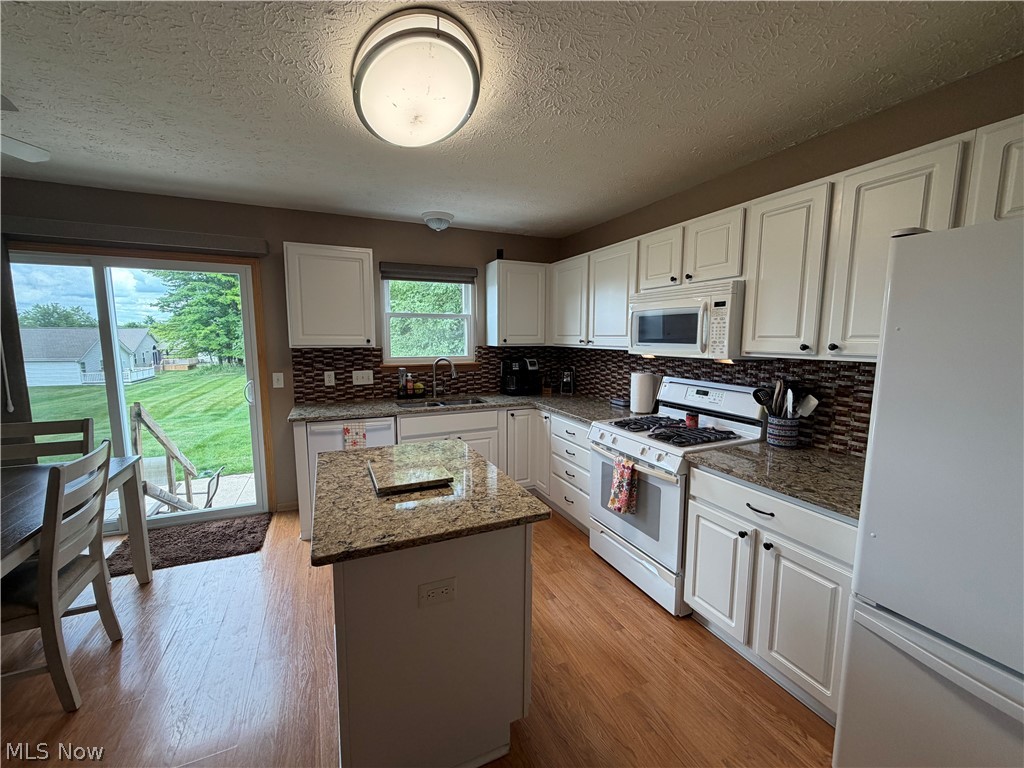 Woods/Windsor Pointe Ph 02 - Residential
