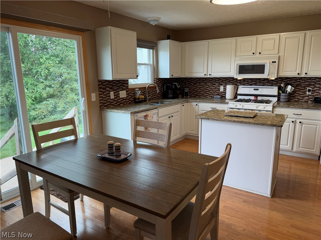 Woods/Windsor Pointe Ph 02 - Residential