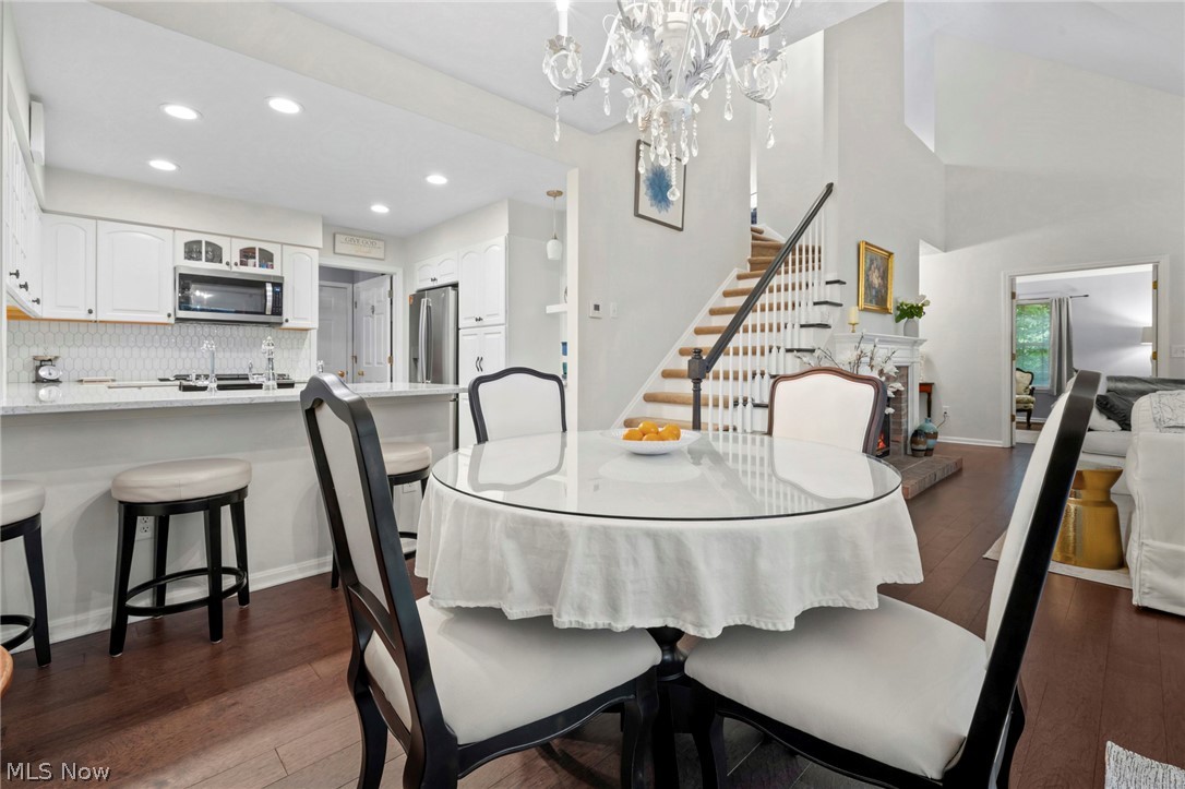 Village/Westlake Condo - Residential