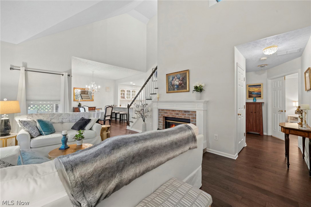 Village/Westlake Condo - Residential