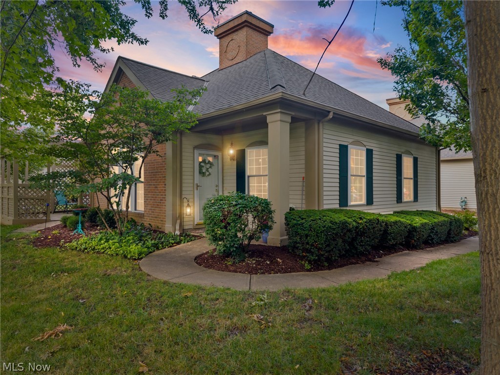 Village/Westlake Condo - Residential