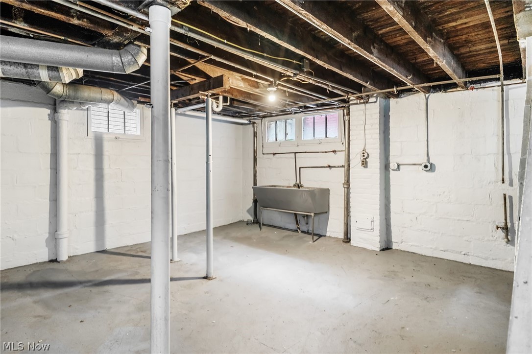 John G Jennings Heights - Residential Income