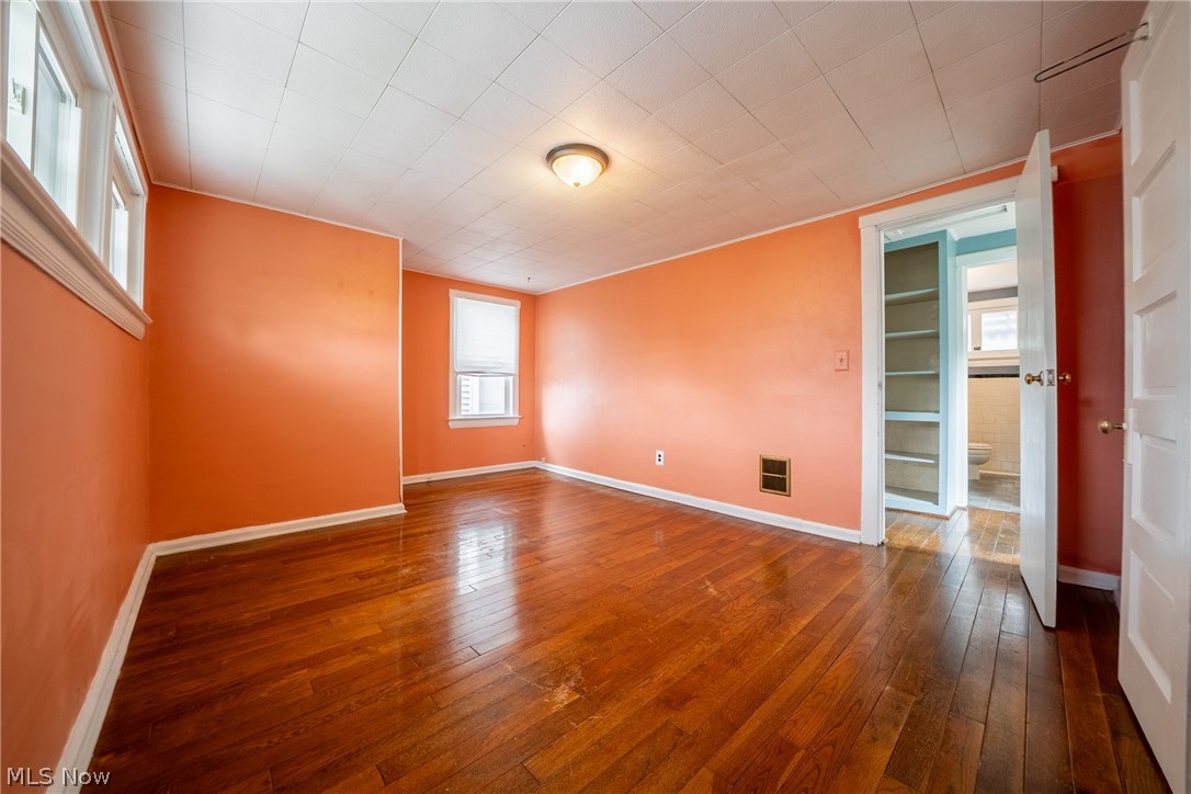 Mathew & Gilbert - Residential