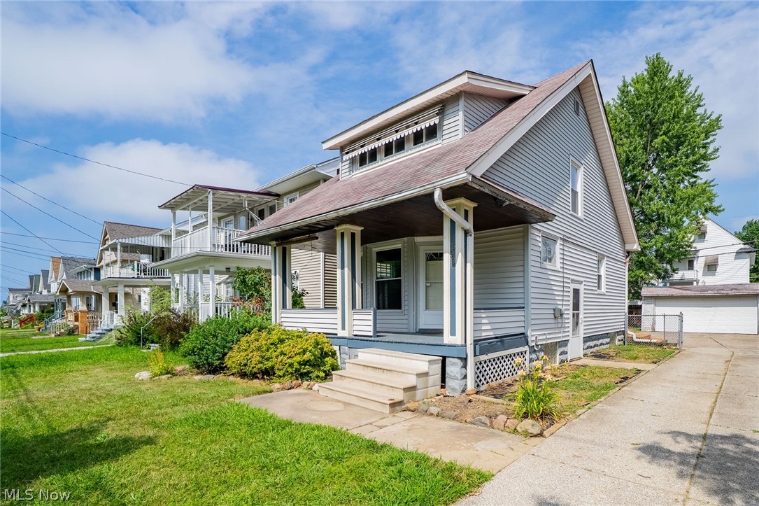 Mathew & Gilbert - Residential