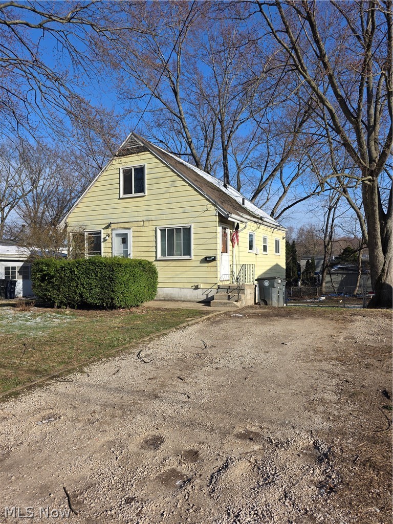 Investor special with endless potential! This property is a true fixer-upper, ready for a complete renovation from top to bottom. Ideal for investors or buyers looking to bring their vision to life, the home offers a solid footprint and layout with the opportunity to customize every detail. Whether you’re looking to flip, rent, or create a home for yourself,  this is your chance to add value and build equity. Property is being sold as-is—bring your ideas, tools, and imagination!