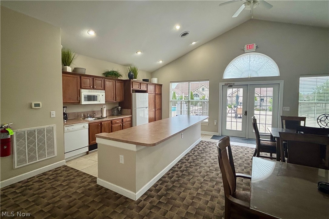 Fairways/Boulder Crk Condo - Residential