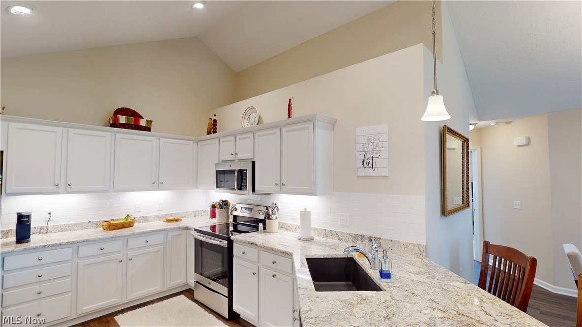 Fairways/Boulder Crk Condo - Residential
