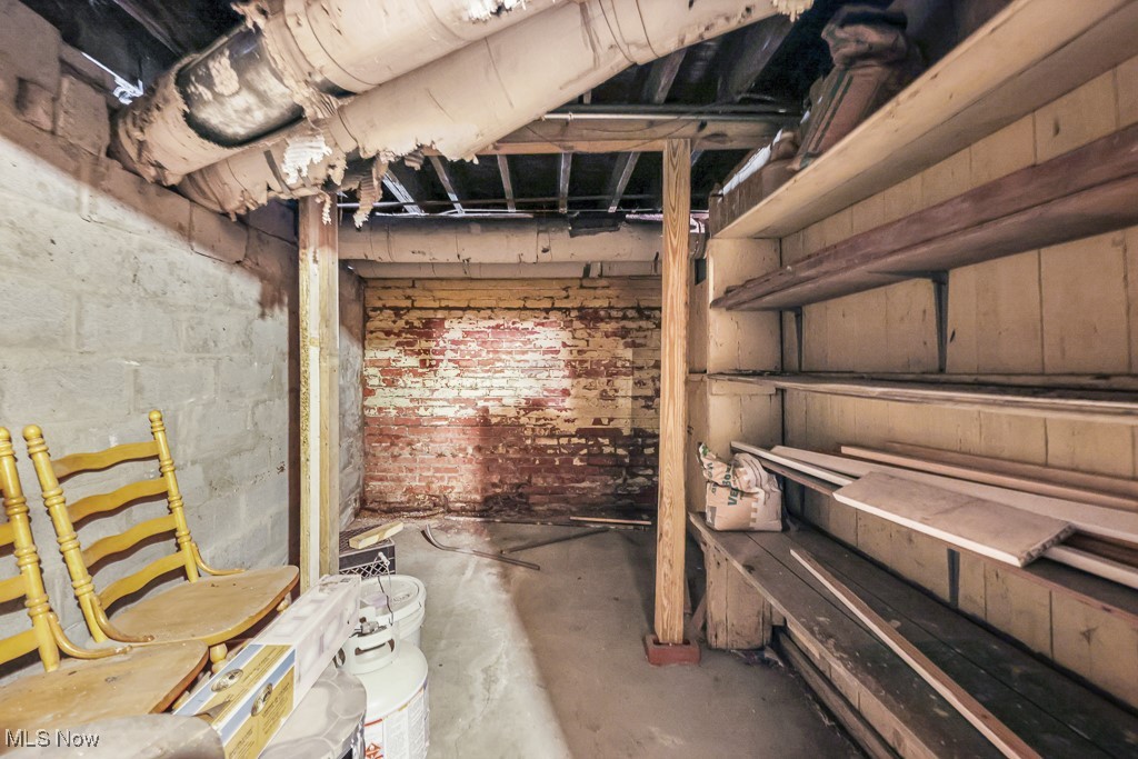 Curtiss Ambler & Pixleys - Commercial Sale