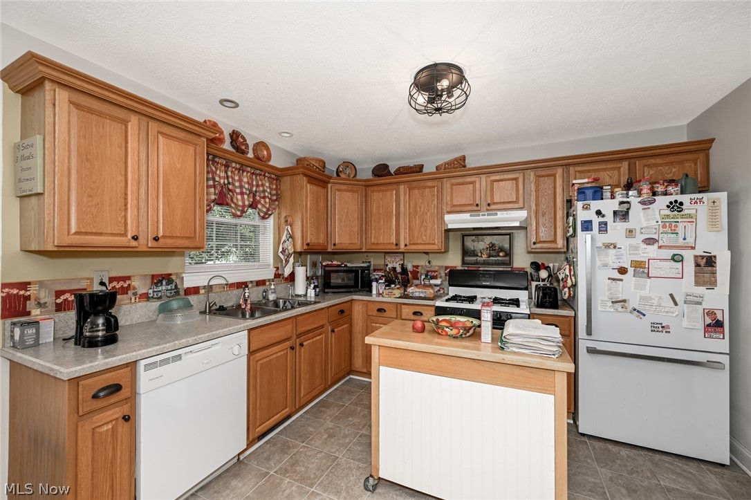 Hills-N-Dales Estates Ph 02 - Residential
