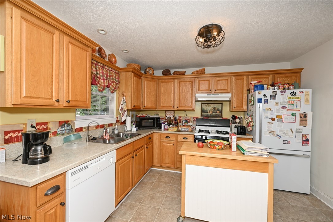 Hills-N-Dales Estates Ph 02 - Residential