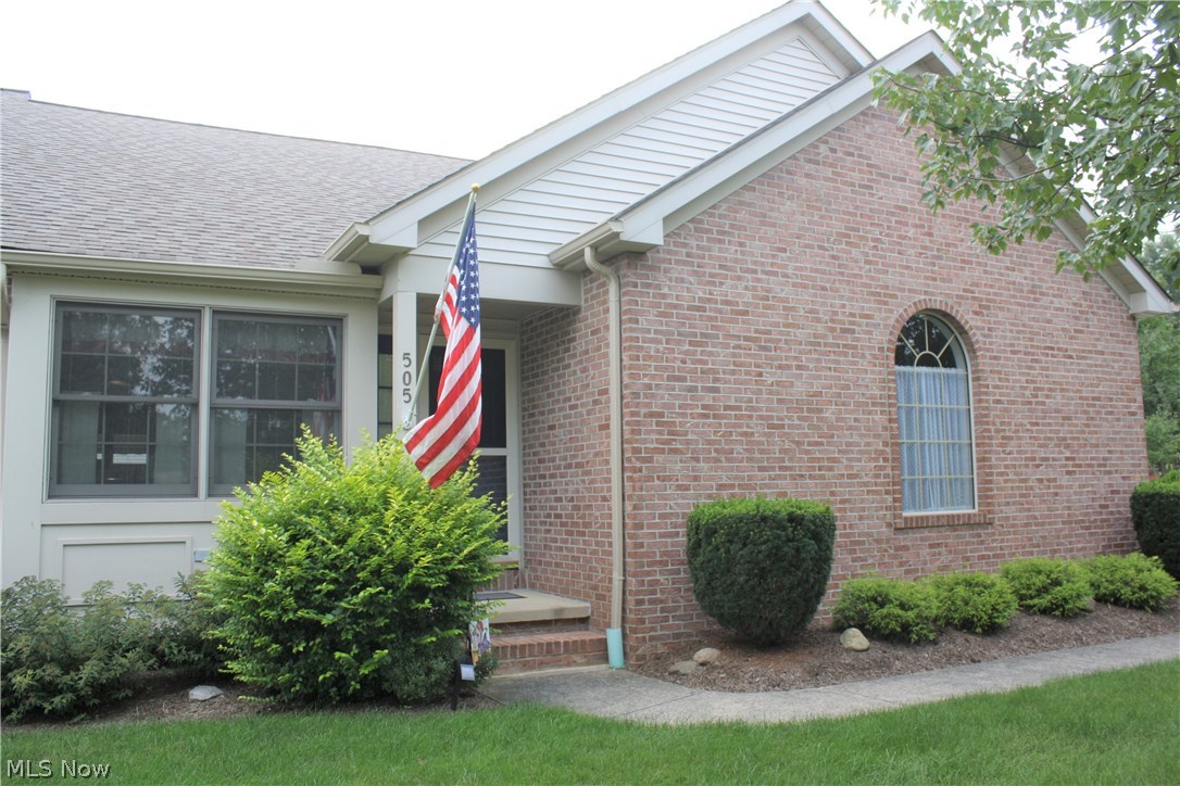 Move in ready 2 bedroom, 2.5 bath condo including 1st floor master suite w/master bath. 1st floor laundry including
washer & dryer. Two story foyer greets you as you enter this beautiful home. Open concept and tons of light flowing
through this corner unit. Eat in kitchen w/ all appliances included. Great room w/ gas fireplace & vaulted ceiling,
dining area may be used here as well. Family room off rear of condo leading to deck w/ retractable awning/ screen
option available as well. 2nd floor loft area w/ built in shelving, storage room & skylight overlooks Great Room below.
2nd floor bedroom w/ full bath is like having another living suite above. Large unfinished basement w/ additional
crawl space storage awaits your creativity. Attached 2 car garage w/ side load. Improvements include hot water tank
2017 & AC 2016. Conveniently located w/ access to highways, turnpike, shopping and literally 30 minutes to downtown
Cleveland for all your entertainment needs. Call for your privat