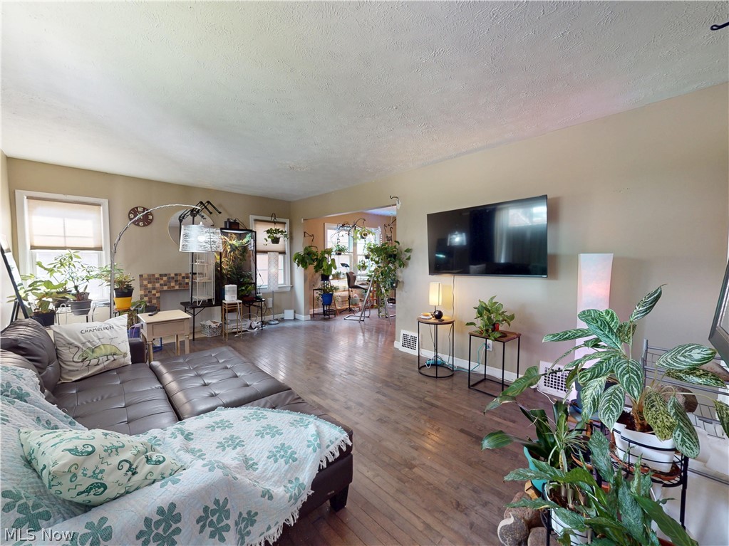 Cedarbrook - Residential Income