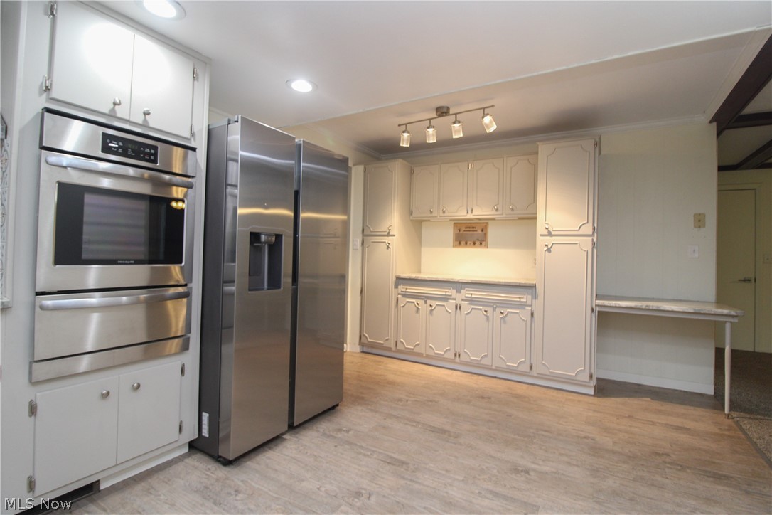 Elmknoll Heights - Residential