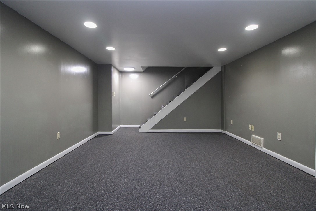 Elmknoll Heights - Residential