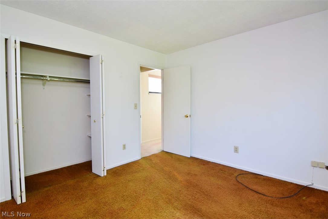 The Villages Condo - Residential