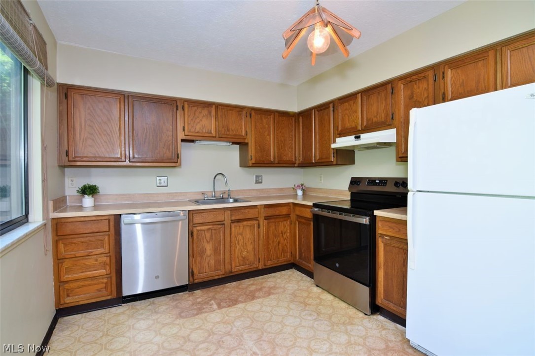 The Villages Condo - Residential